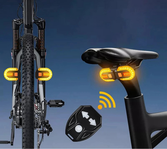 Luce di coda per biciclette con segnali di svolta