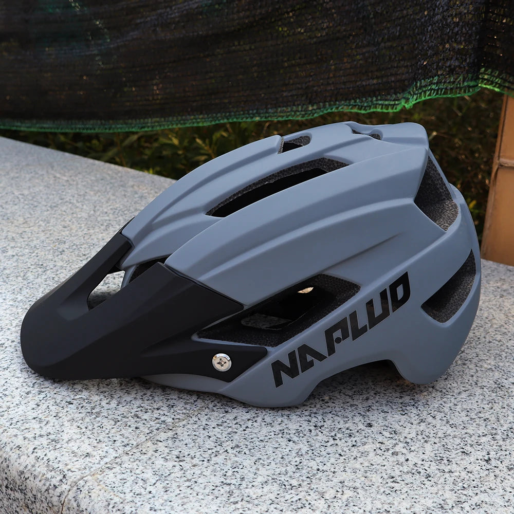 Rennrad-/MTB-Fahrradhelm
