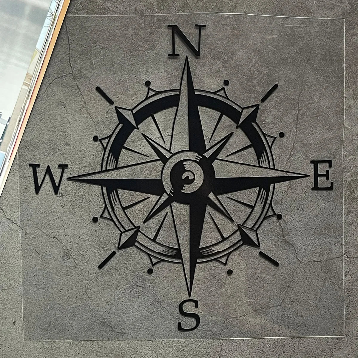 Reflektierende "Kompassrose" -Dahnen