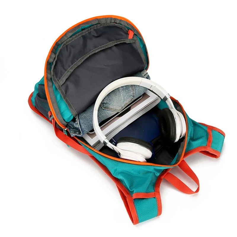 Rucksack mit Wasserbeutel, ergonomischem Riemen