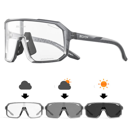 Photochromic Cycling Glasses