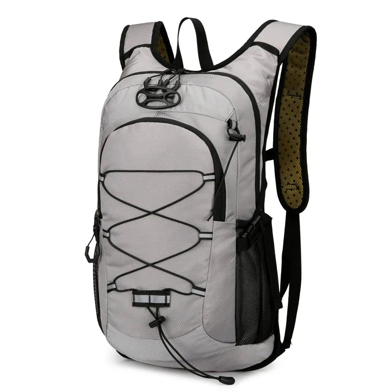 Rucksack mit Wasserbeutel, ergonomischem Riemen