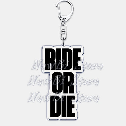 Ride or Die Schlüsselanhänger-Modelle 