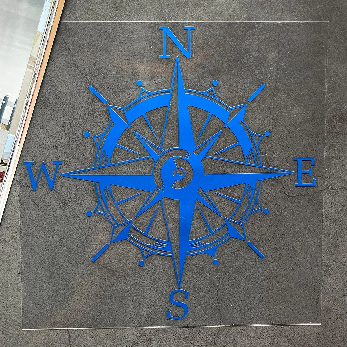 Reflektierende "Kompassrose" -Dahnen