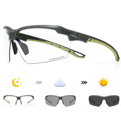 Photochromic Cycling Glasses