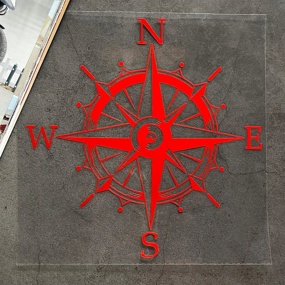 Reflektierende "Kompassrose" -Dahnen